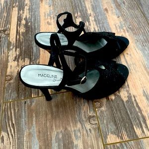 3  1/2 “ heels.  Great shape worn twice